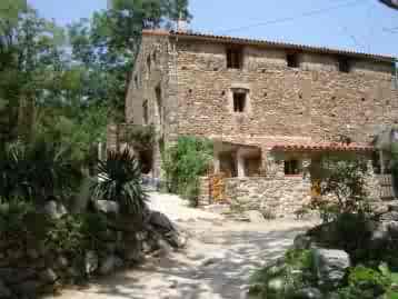 Apartment to rent in Mas de la Fargassa, Languedoc Rousillion, France